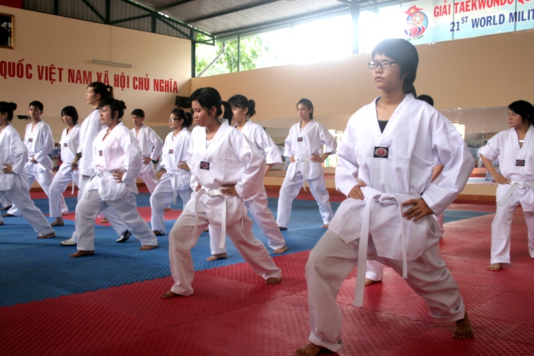 Hỗ trợ các Câu lạc bộ, hội thể thao học sinh, sinh viên hoạt động